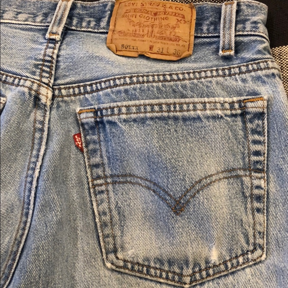 Vintage Levi High Waisted Jeans
